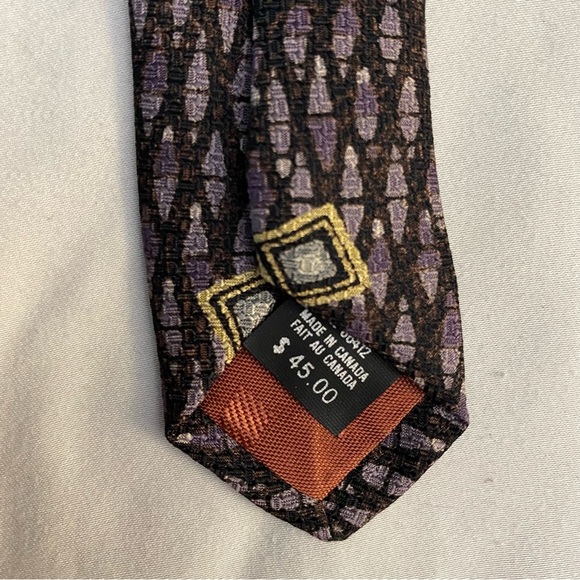 GUY LAROCHE Silk Tie MADE IN CANADA Purple & Gold Geometric Pattern Designer - Picture 3 of 5